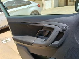 Skoda Fabia Комби, снимка 13