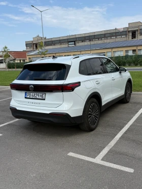 VW Tiguan 2.0 TDI АВТОМАТ, снимка 4