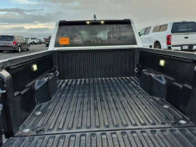 Toyota Tacoma * SR5 CREW CAB STD BED * CARFAX * БЕЗ ПЪРВОНАЧАЛНА, снимка 13