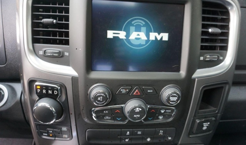 Dodge Ram 1500, снимка 12 - Автомобили и джипове - 45452104