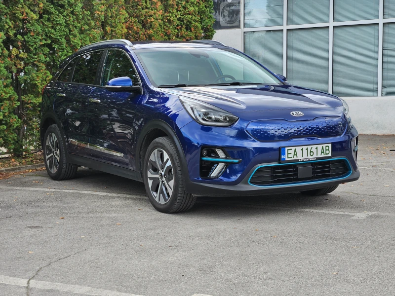 Kia Niro 64 kWh, снимка 1 - Автомобили и джипове - 47547619