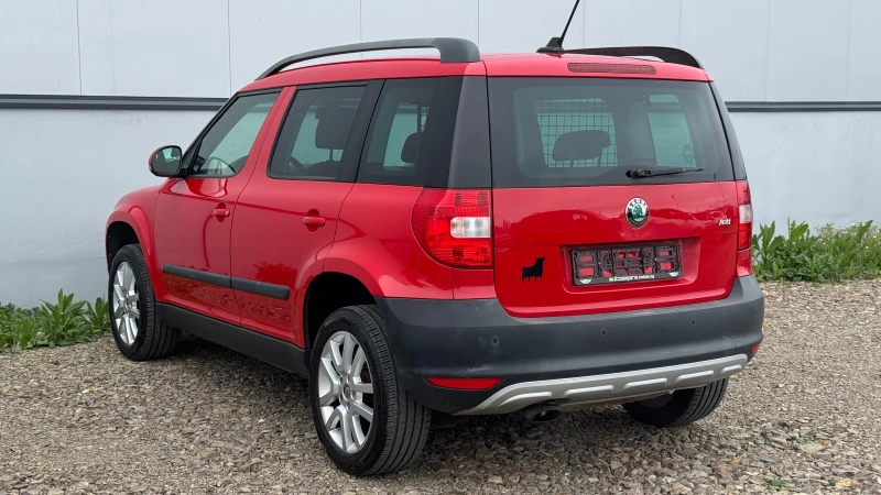 Skoda Yeti 1.2 TSI DSG Experience &#127470;&#127481;, снимка 7 - Автомобили и джипове - 49719023