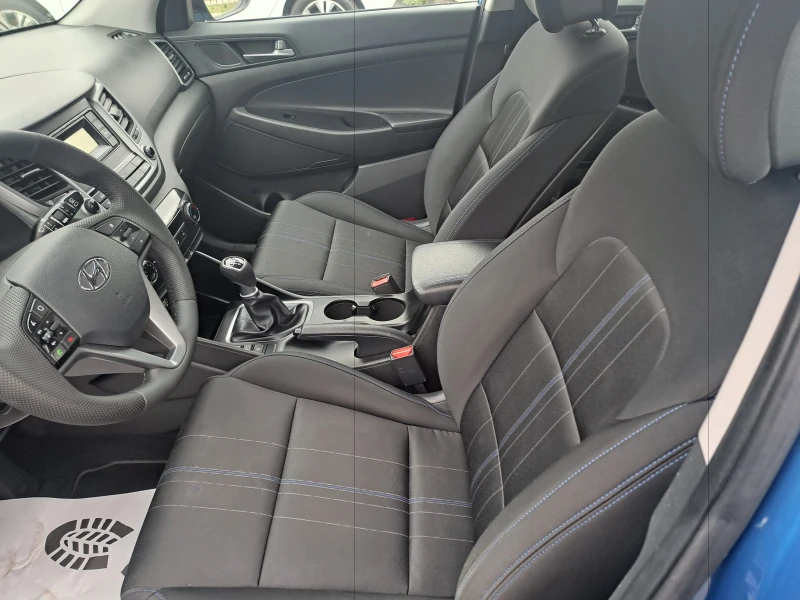 Hyundai Tucson 1.6I-БЕНЗИН, снимка 5 - Автомобили и джипове - 52098359