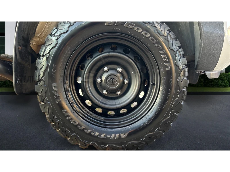 Toyota Hilux Месечна вноска от 793 лв., снимка 16 - Автомобили и джипове - 52573196