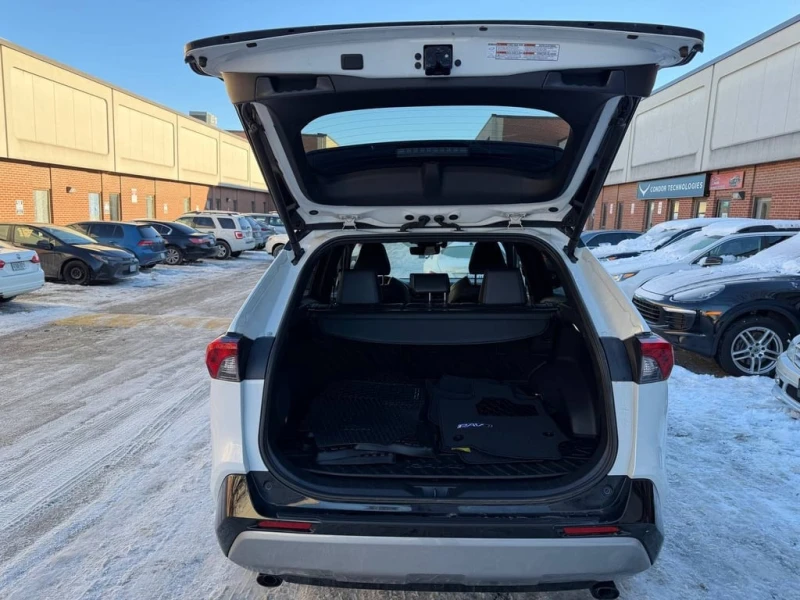 Toyota Rav4 Hybrid XSE  CARFAX, снимка 10 - Автомобили и джипове - 52816239