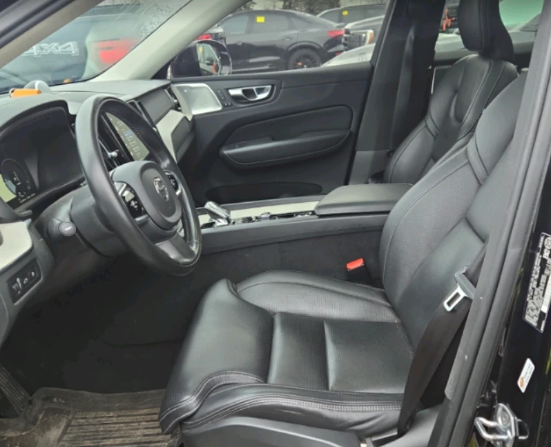 Volvo XC60 T8 INSCRIPTION БЕЗ ИНЦИДЕНТИ CARFAX, снимка 5 - Автомобили и джипове - 54542047