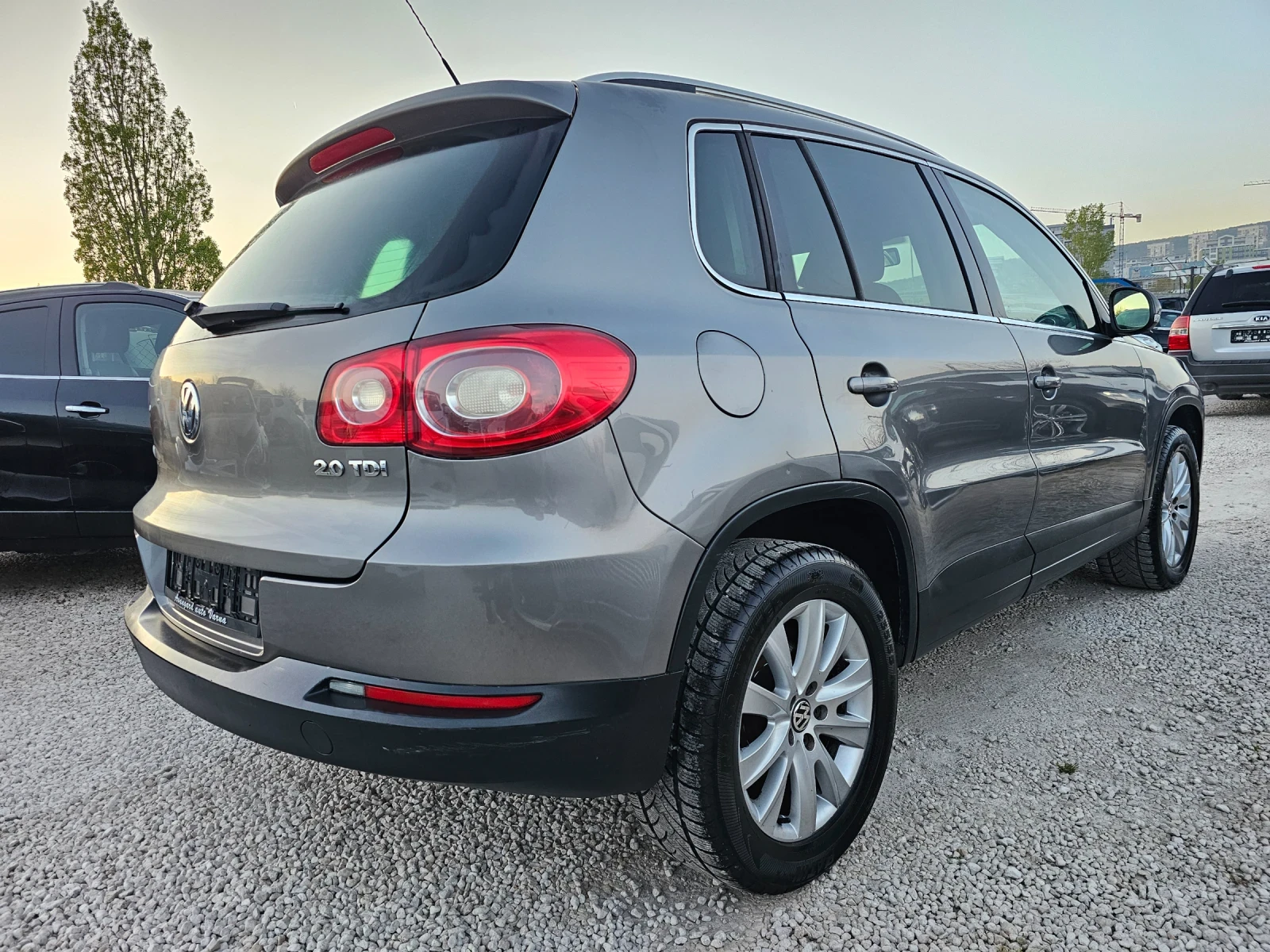 VW Tiguan 2.0TDI, 4х4  - изображение 4