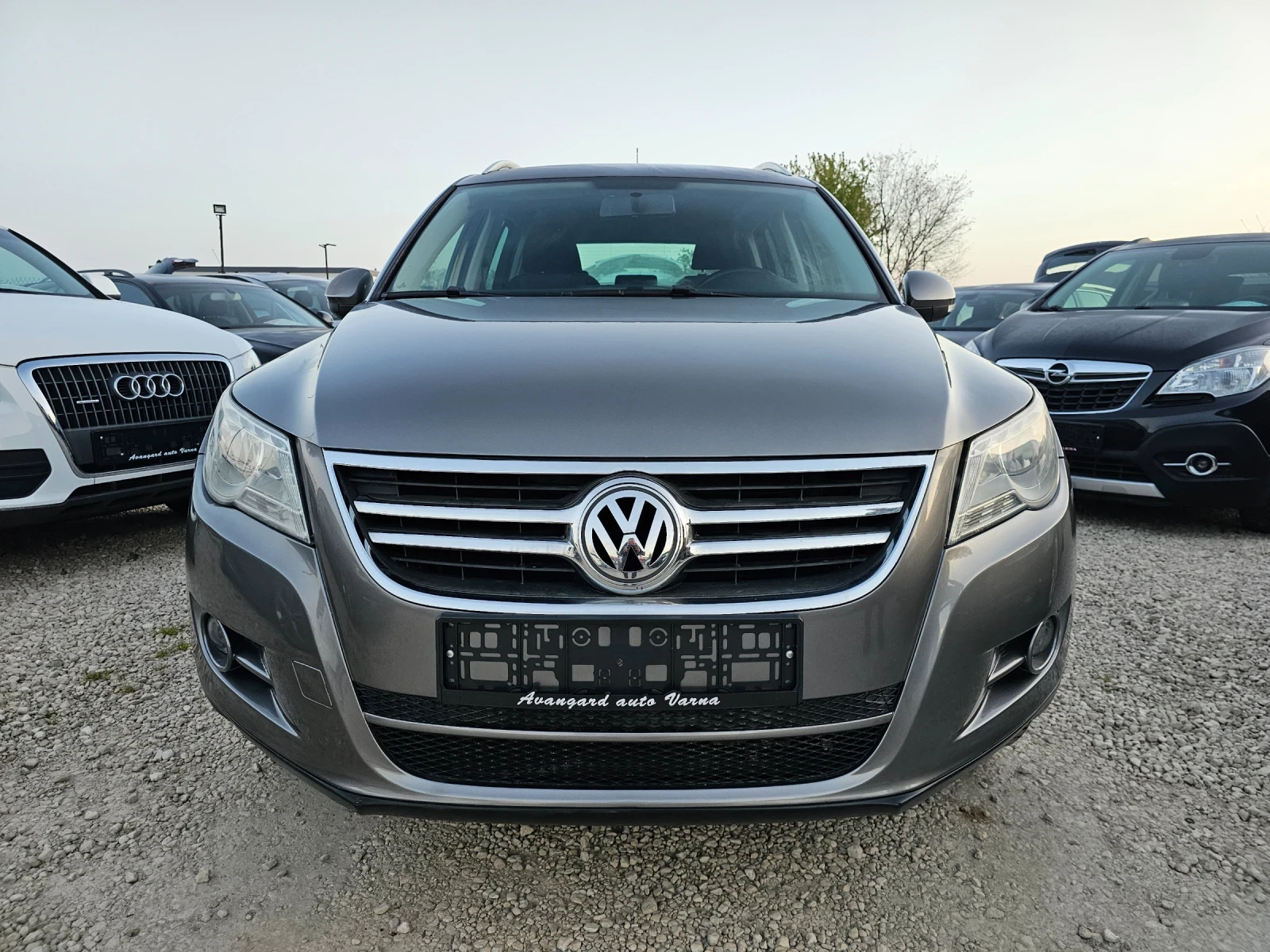 VW Tiguan 2.0TDI, 4х4  - изображение 2