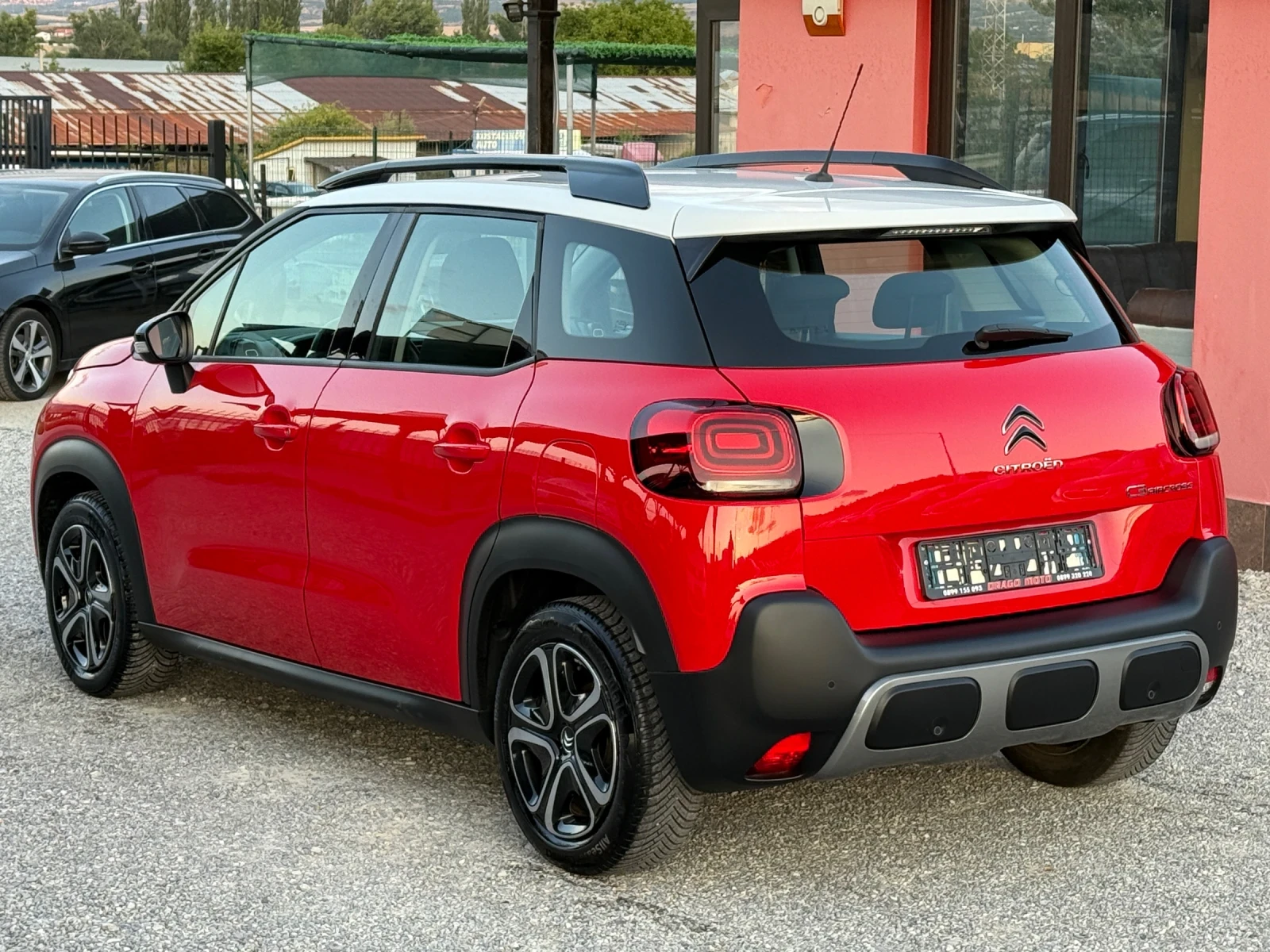 Citroen C3 Aircross 1.2i EURO 6B! * LED* KTEO OK! * 108 000км* Уникат! - изображение 4