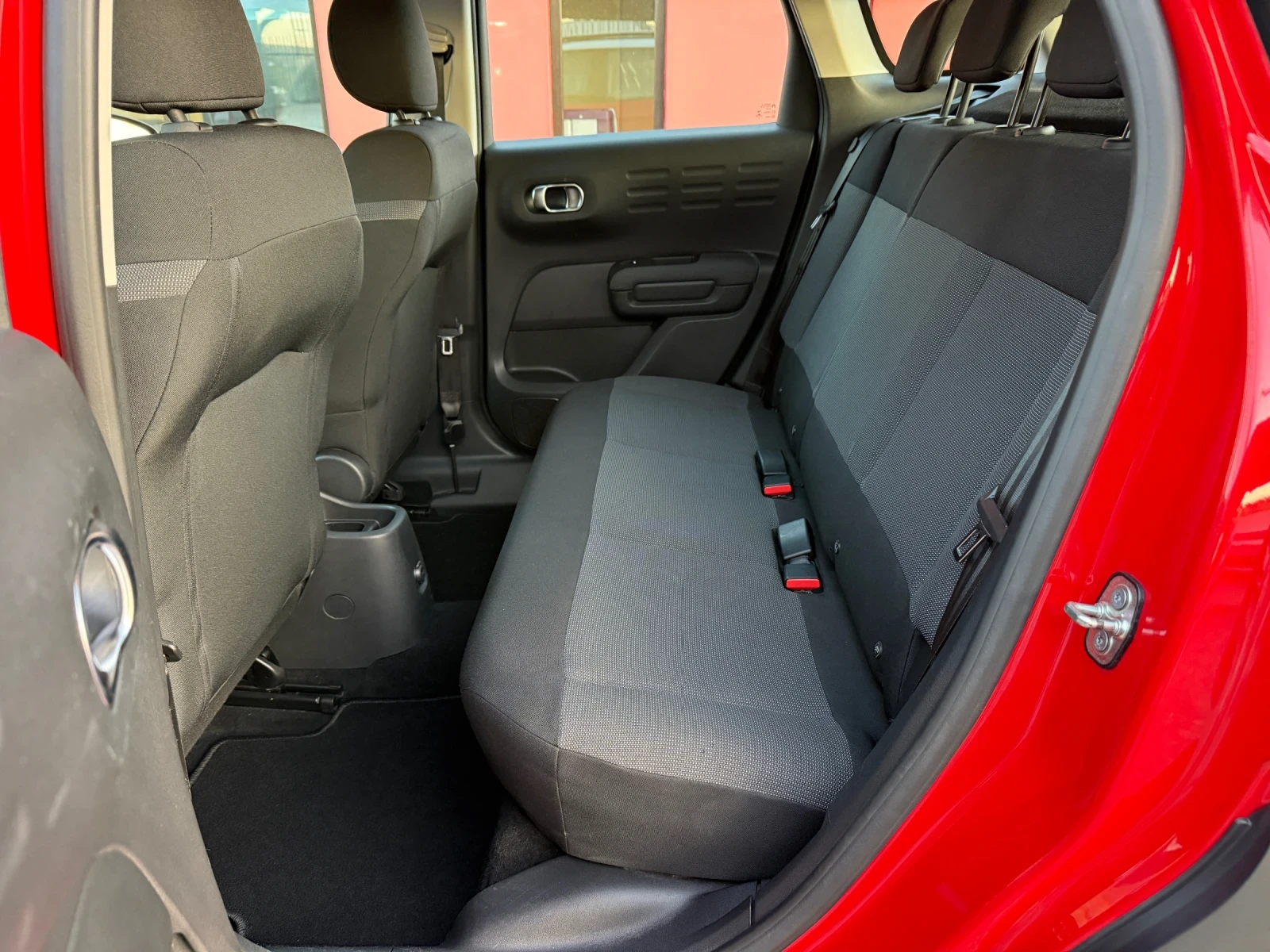 Citroen C3 Aircross 1.2i EURO 6B! * LED* KTEO OK! * 108 000км* Уникат! - изображение 7