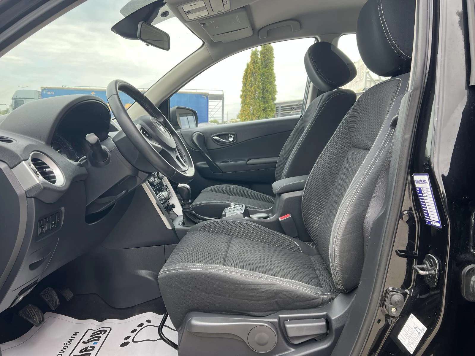 Renault Koleos 2.0 dci 4x4 - изображение 8