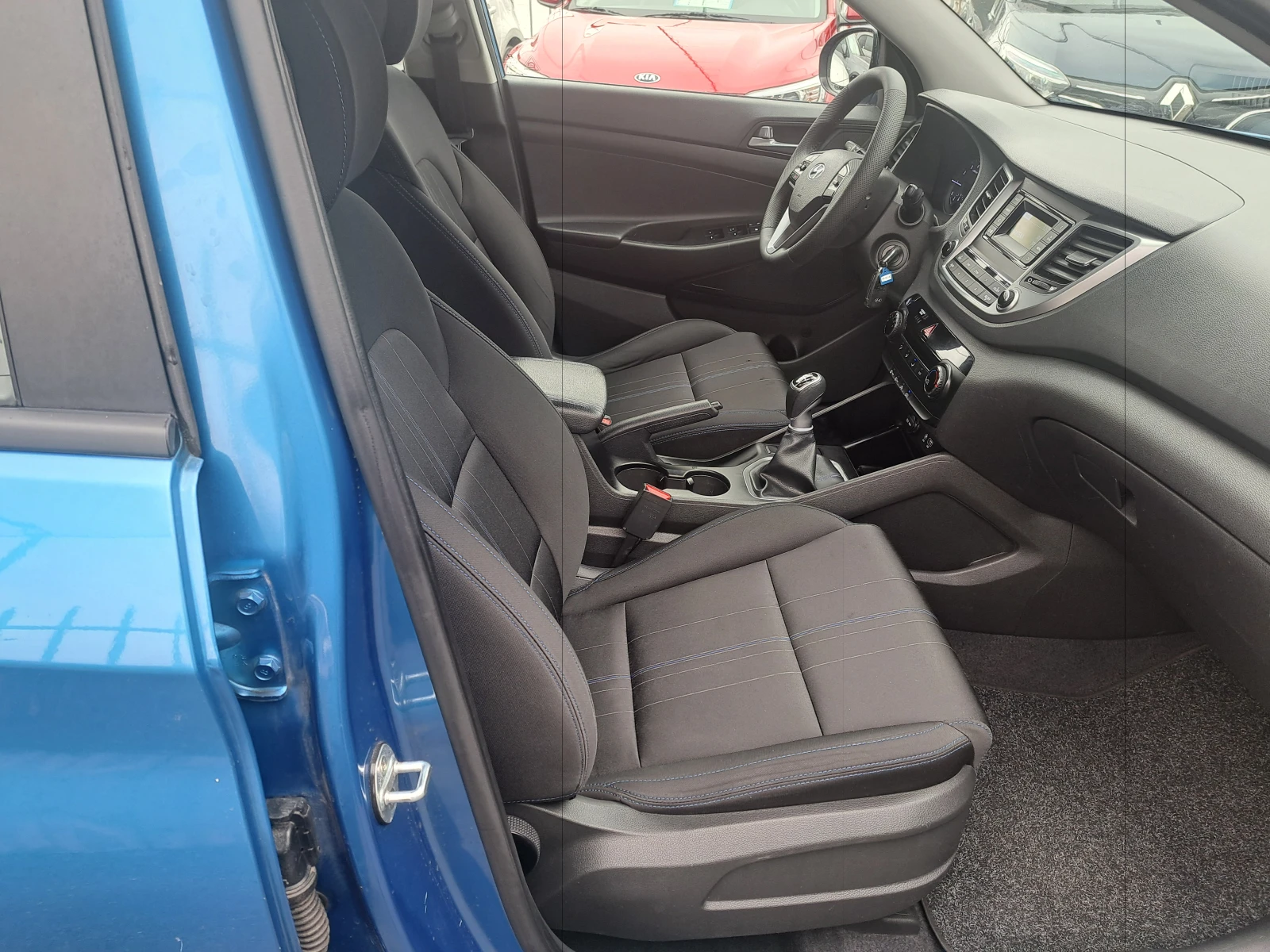 Hyundai Tucson 1.6I-БЕНЗИН | Mobile.bg — изображение 11