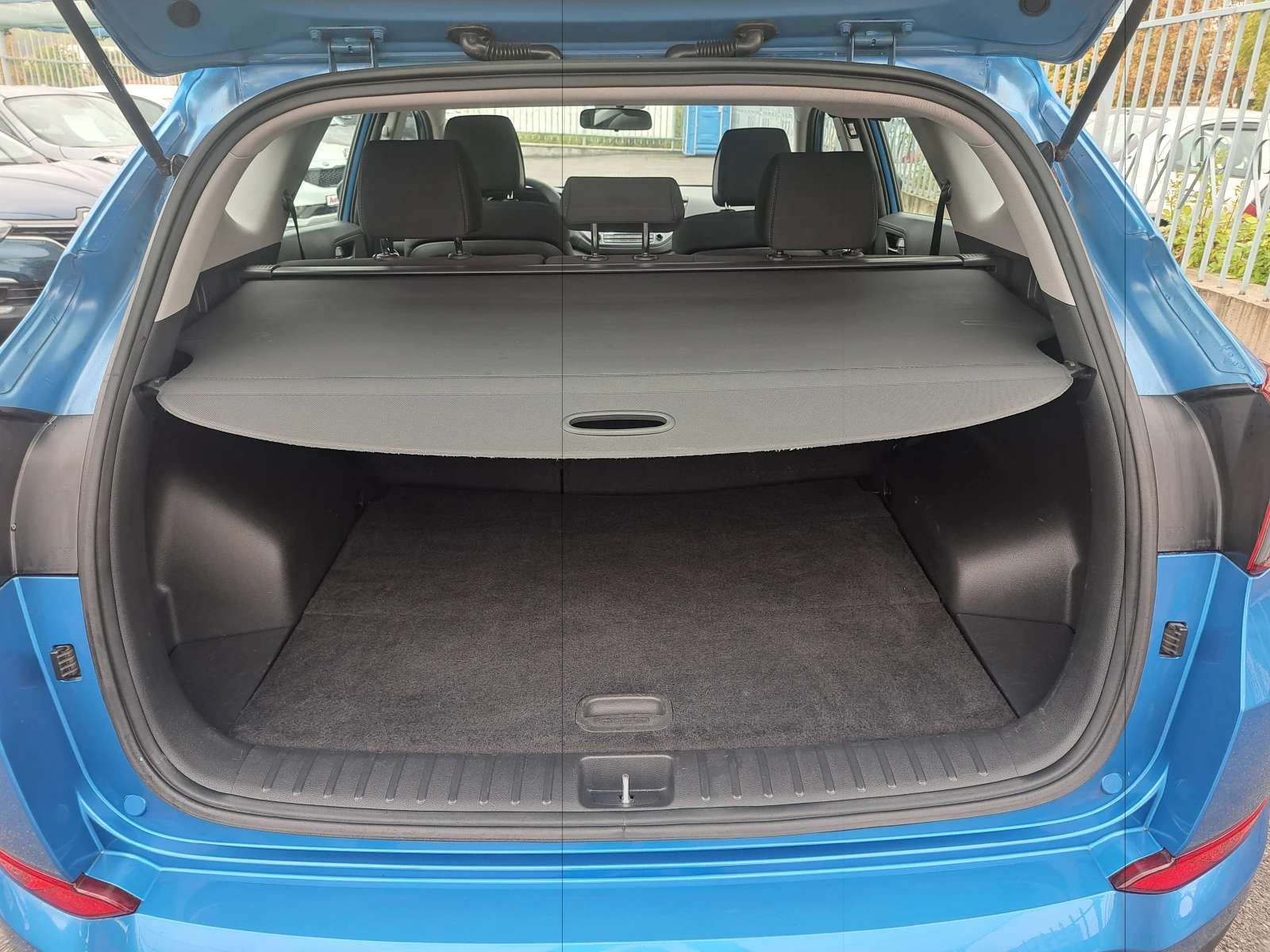 Hyundai Tucson 1.6I-БЕНЗИН | Mobile.bg — изображение 13