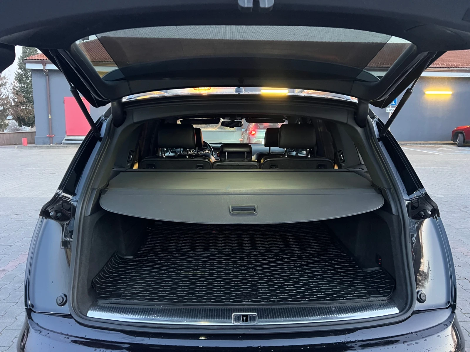 Audi Q7 4.2TDI 8ZF //3xSLine//B&O//BlindSpot//Distronic | Mobile.bg   16