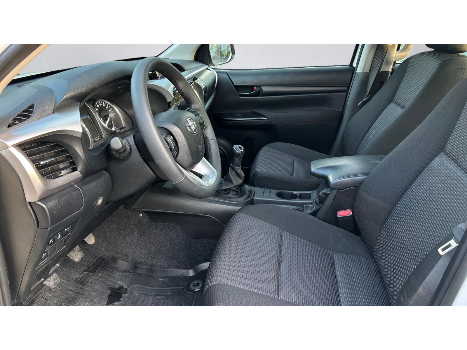 Toyota Hilux    793 . | Mobile.bg   12