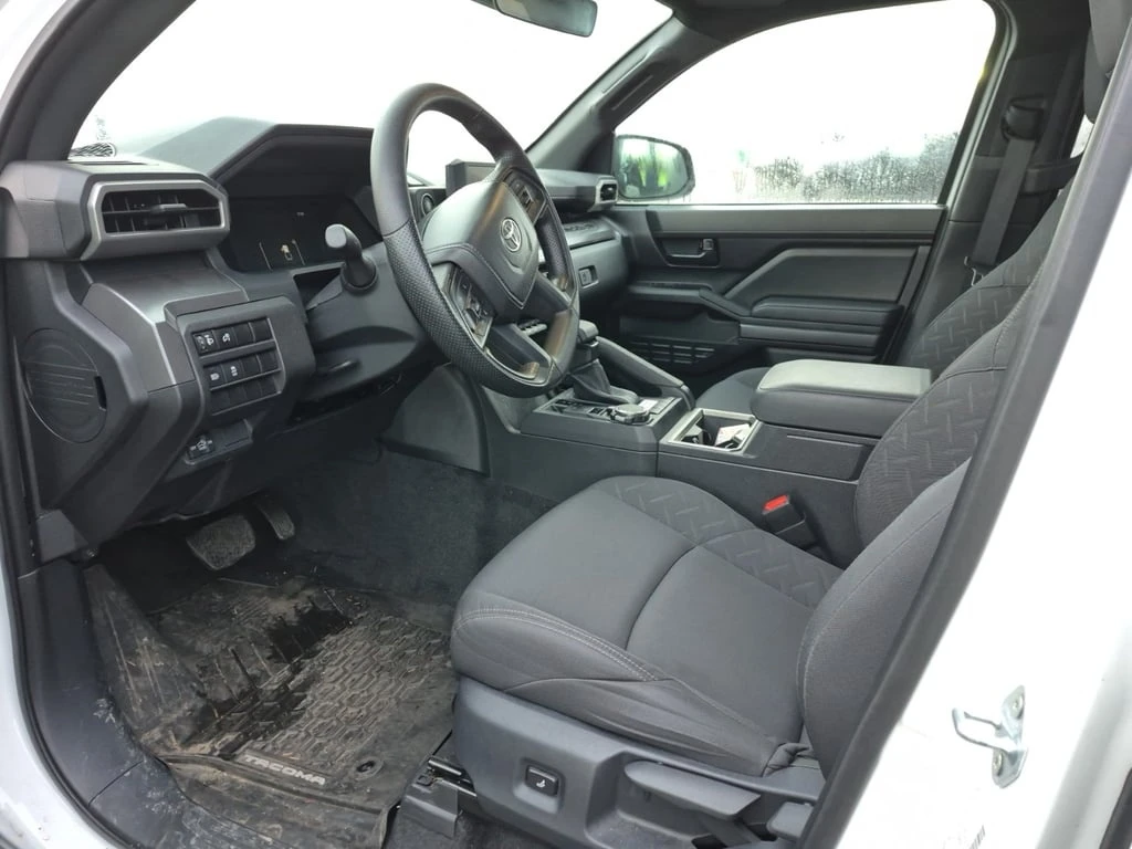 Toyota Tacoma * SR5 CREW CAB STD BED * CARFAX * ��� ������������ | Mobile.bg � ����������� 5