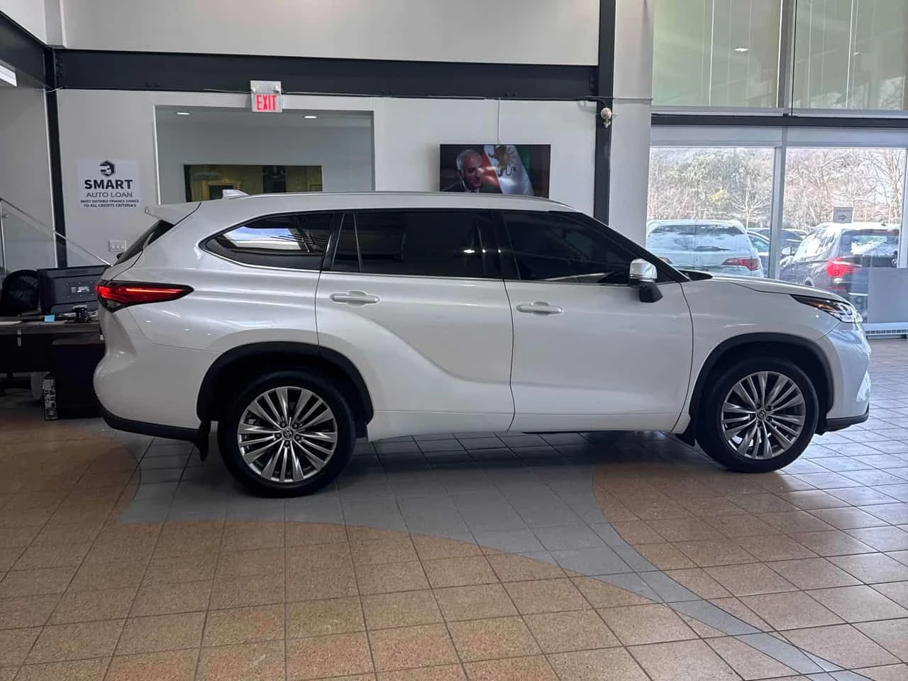 Toyota Highlander * AWD * CARFAX * ��������� * 360 ������ *  | Mobile.bg � ����������� 3