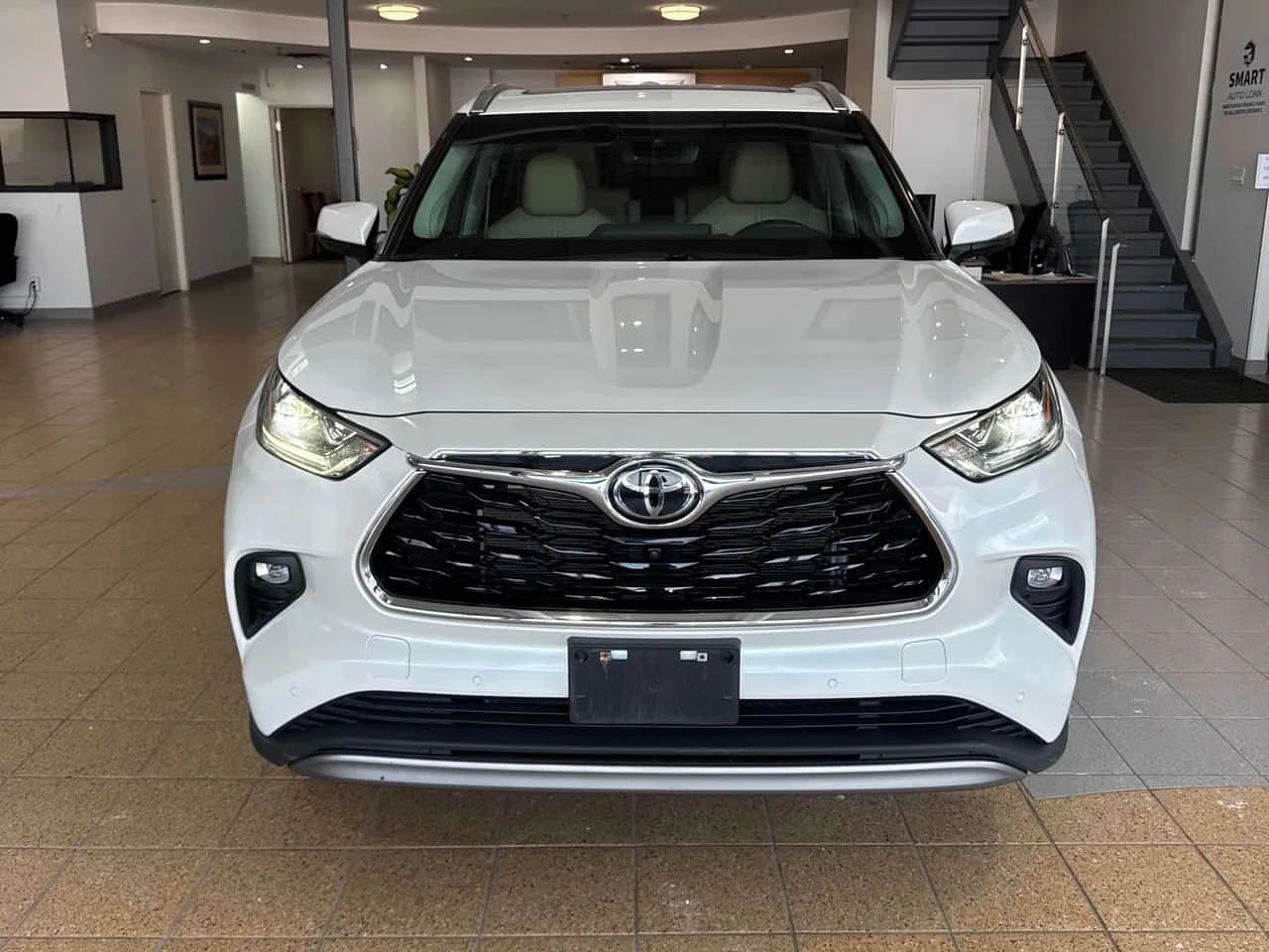 Toyota Highlander * AWD * CARFAX * ��������� * 360 ������ *  | Mobile.bg � ����������� 6