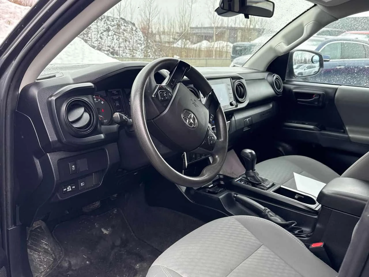 Toyota Tacoma * 4x4 Double Cab Auto * CARFAX * ЦЕНА ДО БГ, снимка 6 - Автомобили и джипове - 54079903