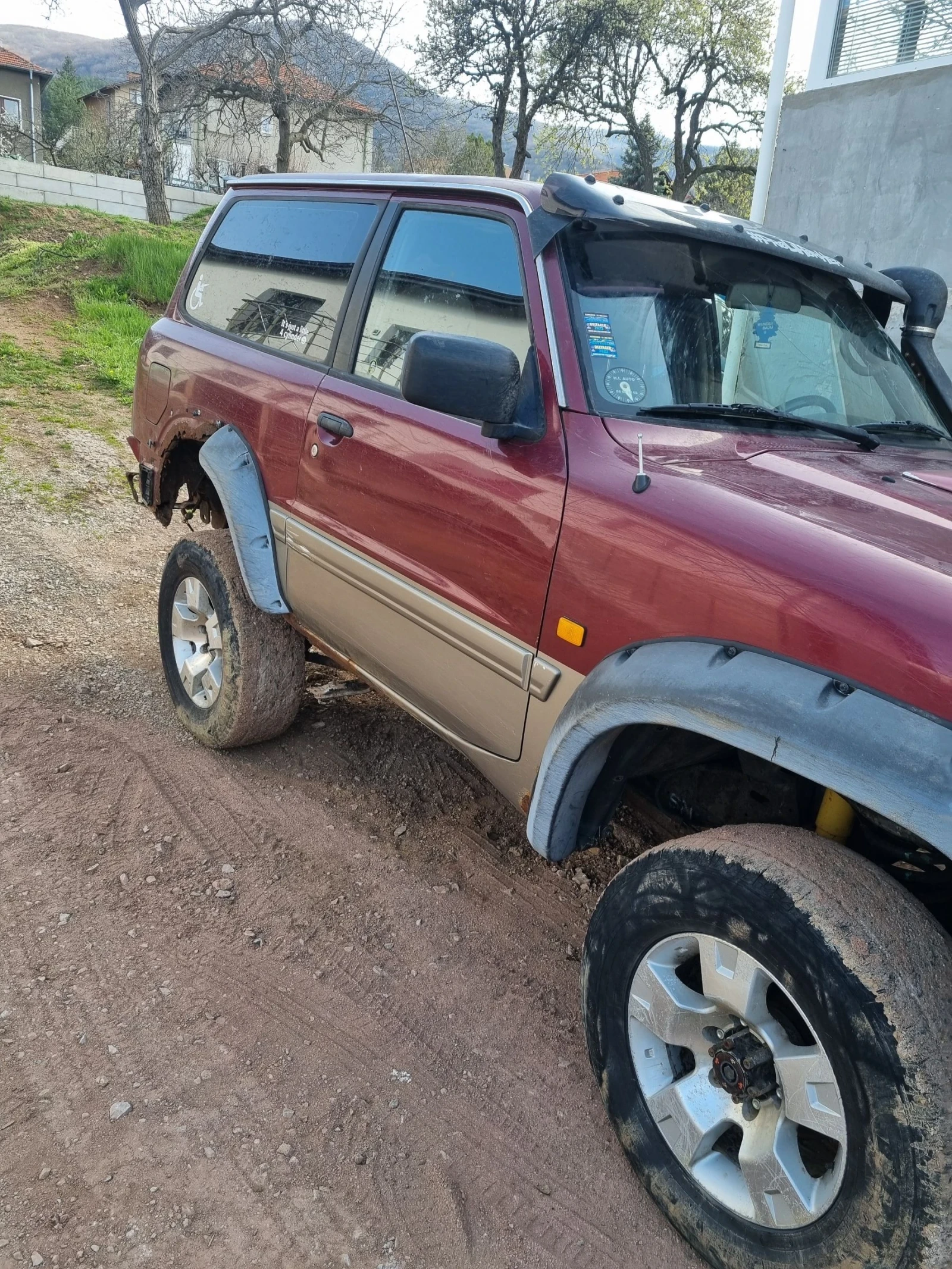 Nissan Patrol, снимка 3 - Автомобили и джипове - 54234568
