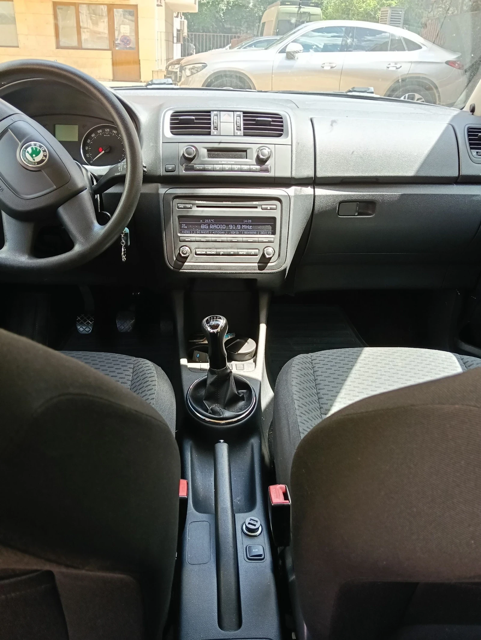 Skoda Fabia Комби, снимка 9 - Автомобили и джипове - 54666556