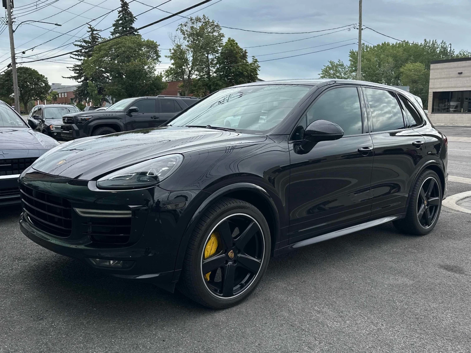 Porsche Macan TURBO S / PODGREV / KEYLESS/ CARFAX
