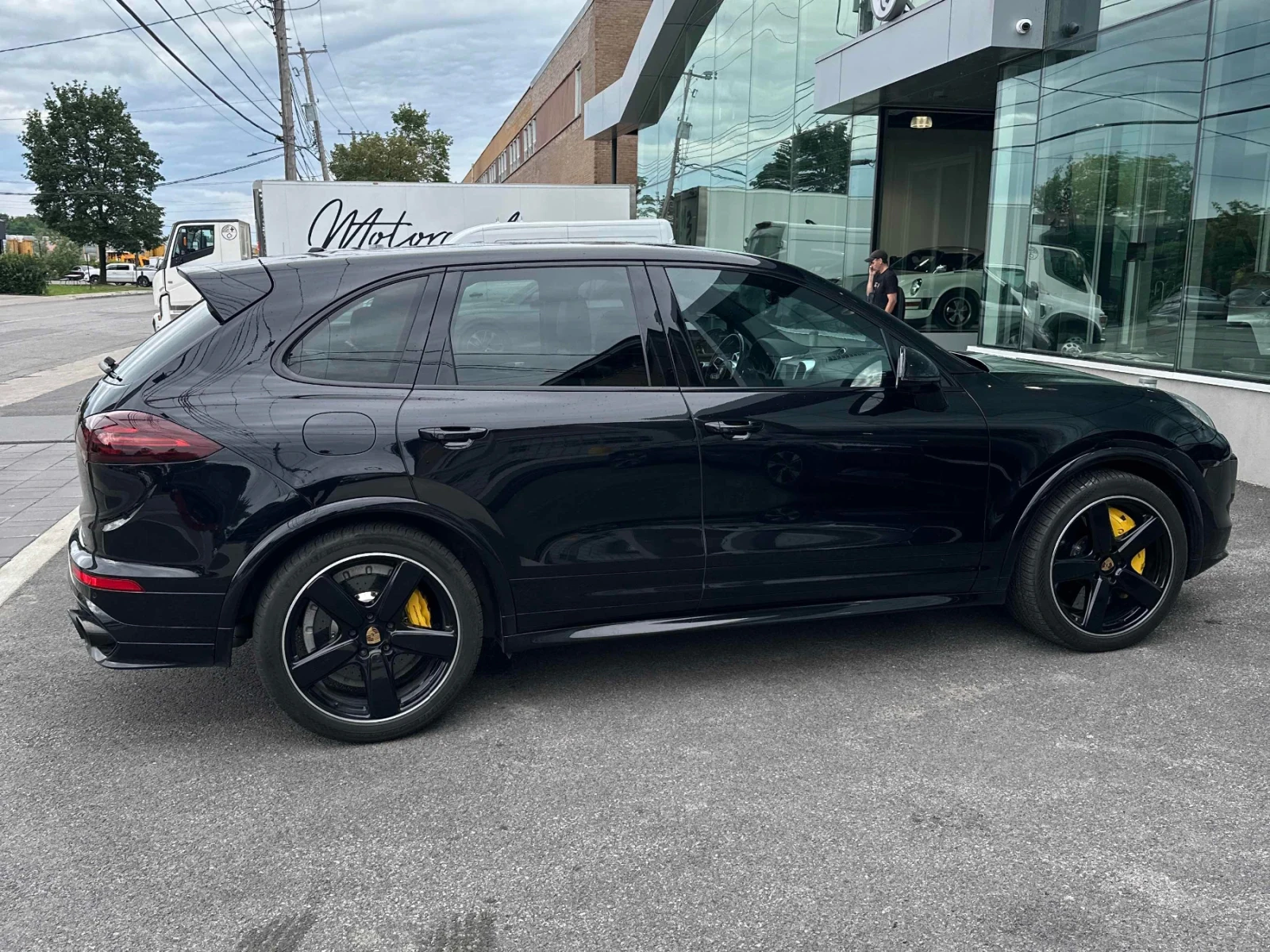 Porsche Cayenne TURBO S / PODGREV / KEYLESS/ CARFAX, снимка 3 - Автомобили и джипове - 55398263