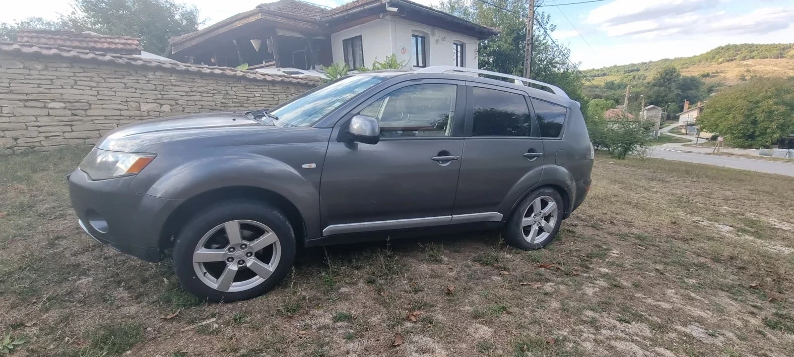 Mitsubishi Outlander, снимка 3 - Автомобили и джипове - 56261260
