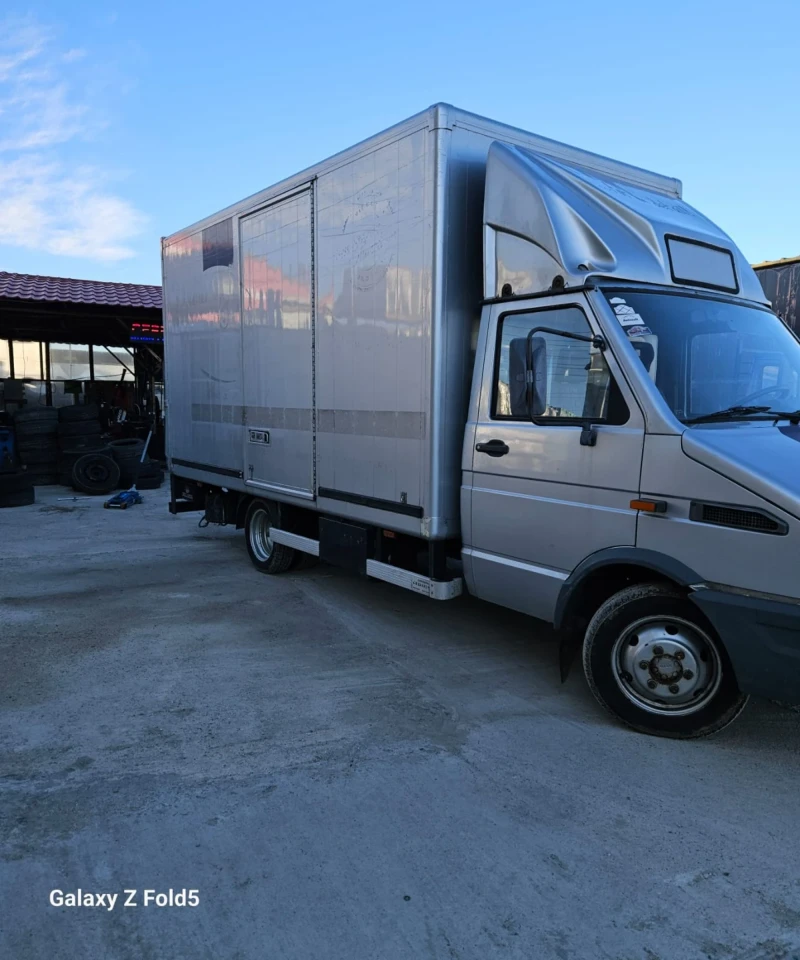 Iveco Daily, снимка 3 - Бусове и автобуси - 48522465