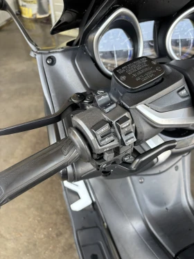 Yamaha T-max DX, снимка 13