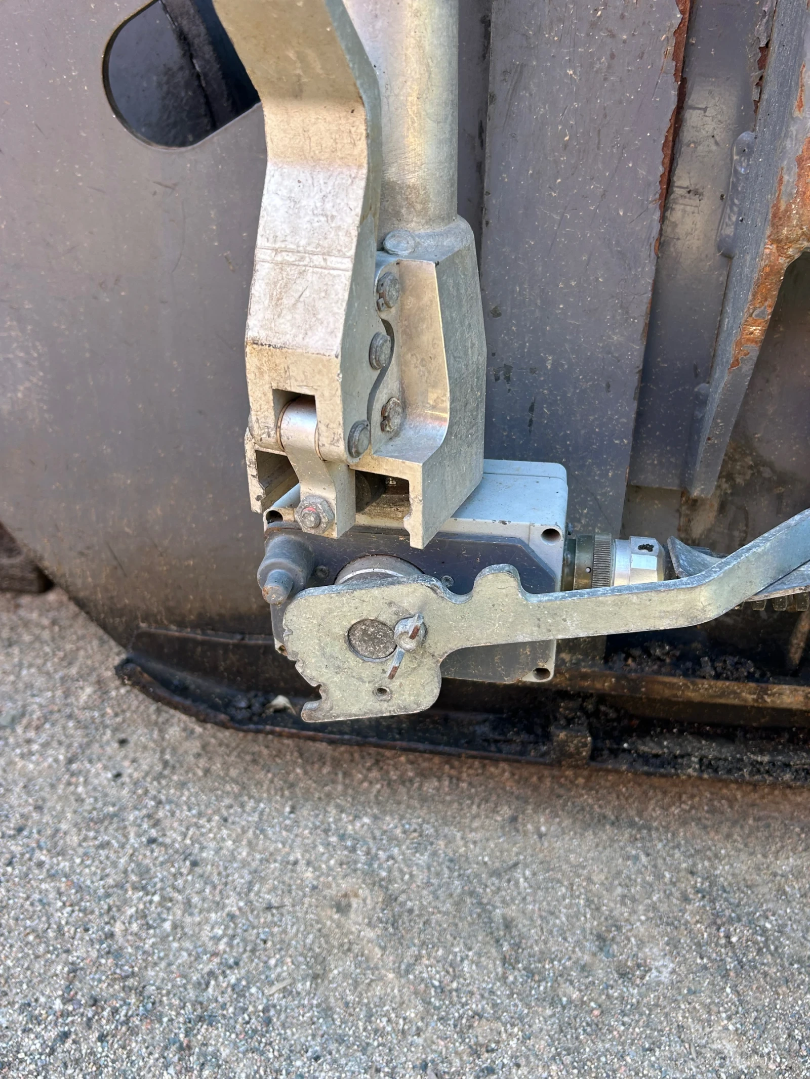 Асфалтополагаща машина Друга марка  - изображение 2