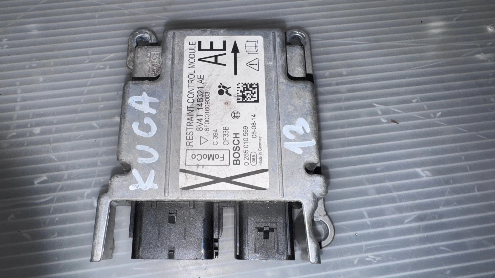 Airbag  /  /  a Ford Kuga - 8V4T14B321 / 0285010569 | Mobile.bg   2