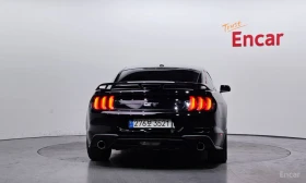 Ford Mustang ДИГИТАЛНО* ТАБЛО* ПОДГРЕВ* ОБДУХВАНЕ* КАМЕРА, снимка 4