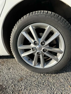 Toyota Auris | Mobile.bg    4