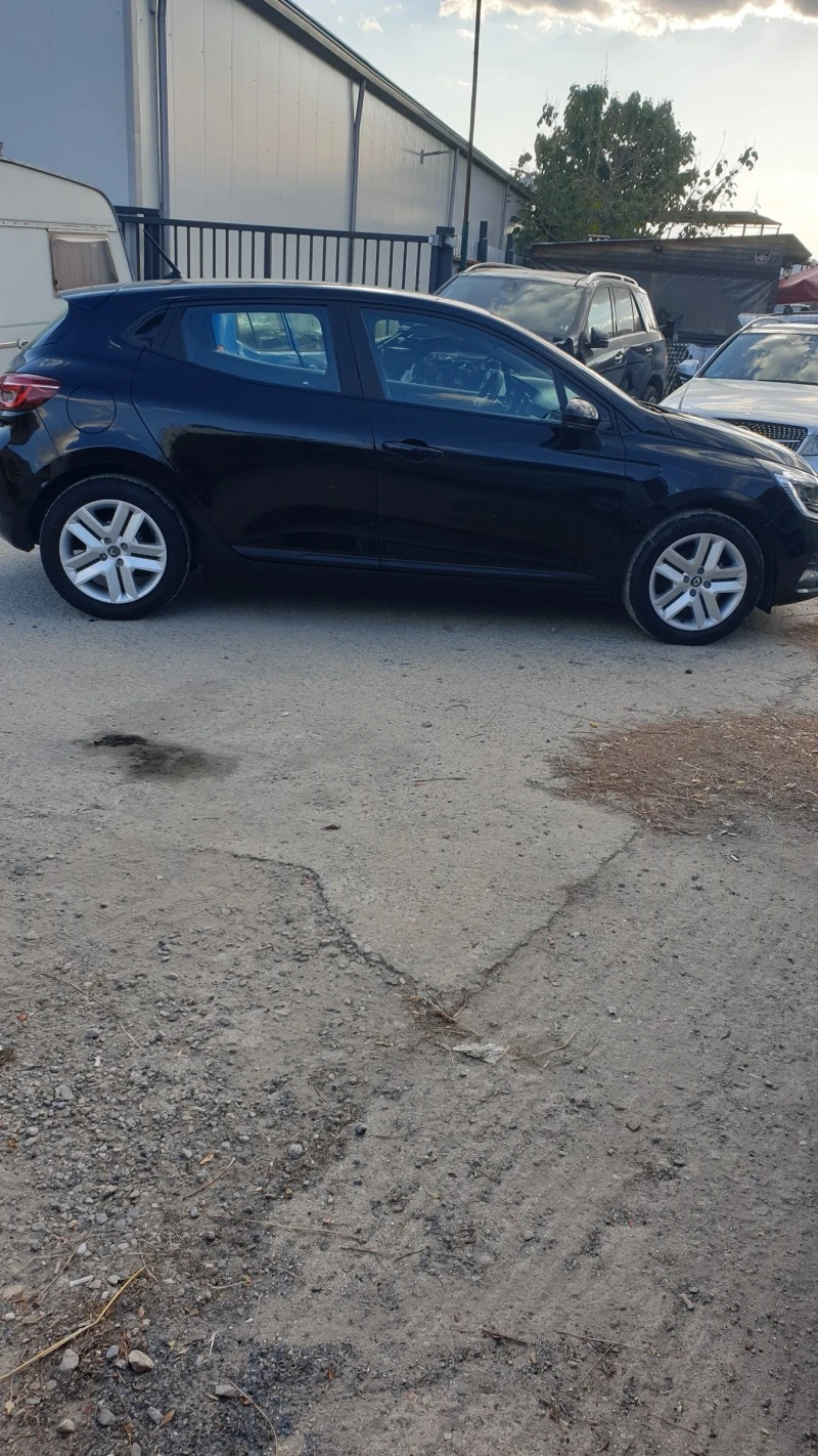 Renault Clio, снимка 2 - Автомобили и джипове - 40541966