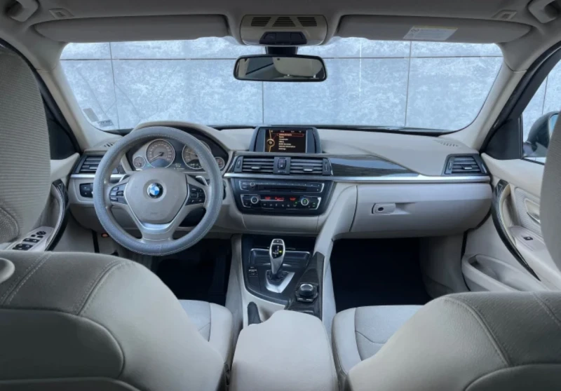 BMW 320 Moder Line/Full/Сменени ВЕРИГИ/Като нов/TOP/, снимка 9 - Автомобили и джипове - 48199374