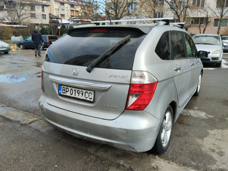 Honda Fr-v 2.2CDTI, снимка 2 - Автомобили и джипове - 48794486