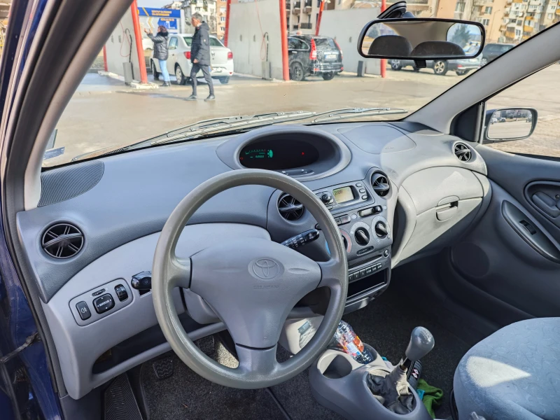 Toyota Yaris, снимка 15 - Автомобили и джипове - 49127774