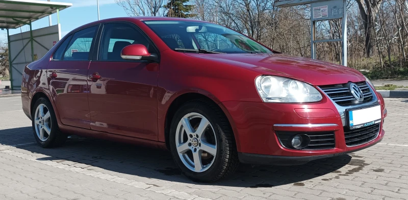 VW Jetta, снимка 5 - Автомобили и джипове - 49388079