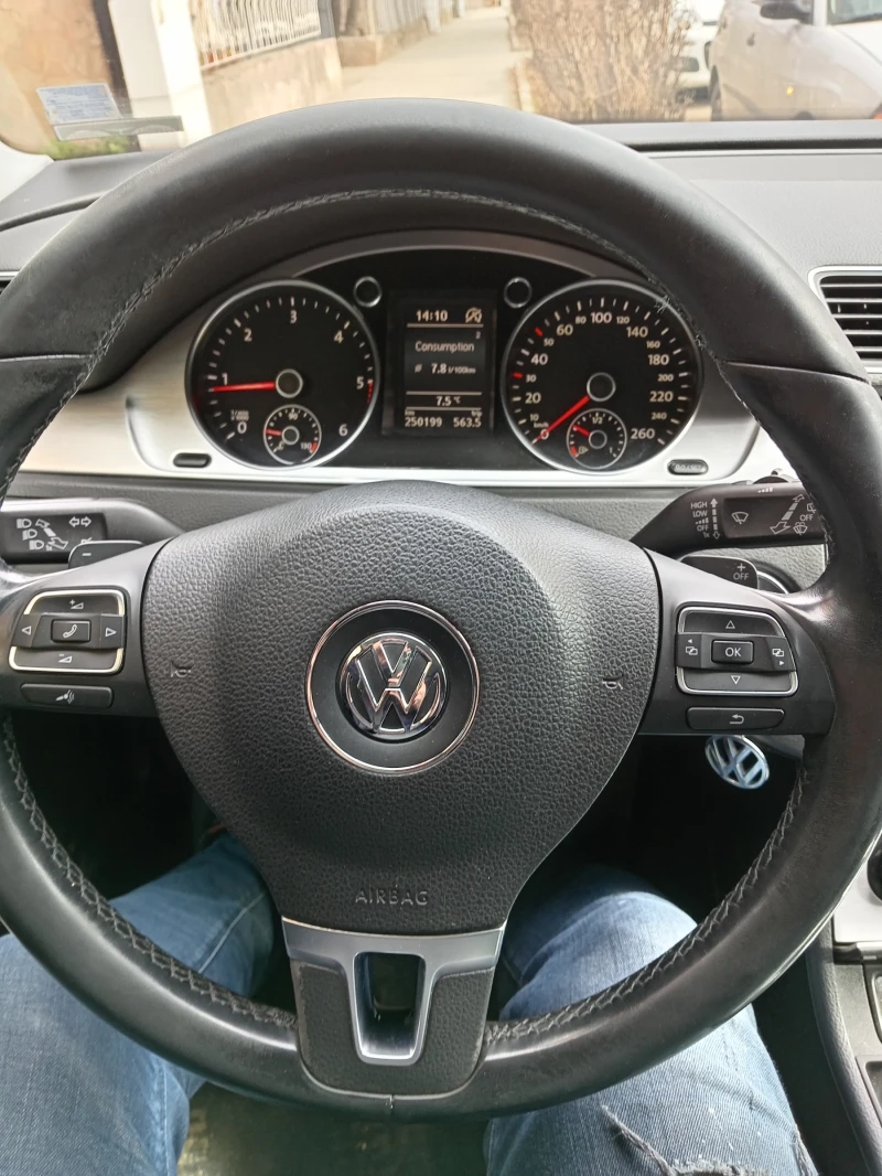 VW Passat  B7 Автоматик DSG 6 скорости, снимка 8 - Автомобили и джипове - 52663663