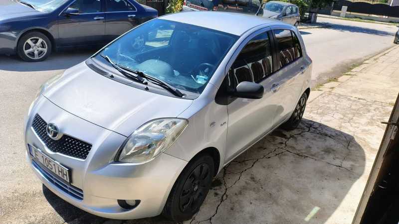 Toyota Yaris 1.4 D4D, снимка 2 - Автомобили и джипове - 51754614