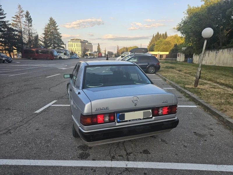 Mercedes-Benz 190 1.8, снимка 4 - Автомобили и джипове - 51900322