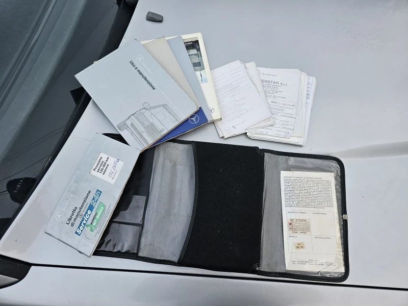 Mercedes-Benz 190 1.8, снимка 11 - Автомобили и джипове - 51900322