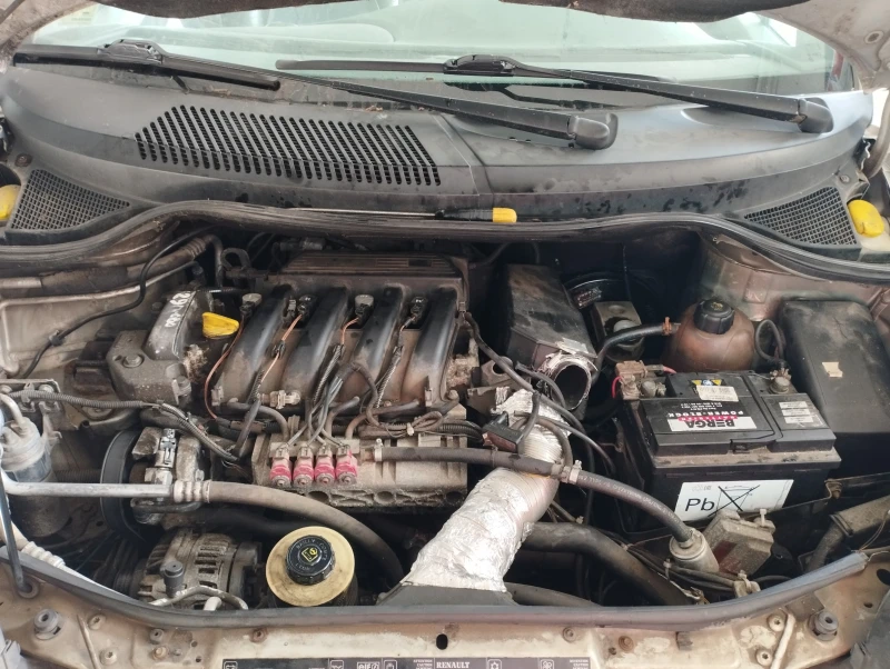 Renault Scenic 1.6 газ бензин , снимка 5 - Автомобили и джипове - 52718171