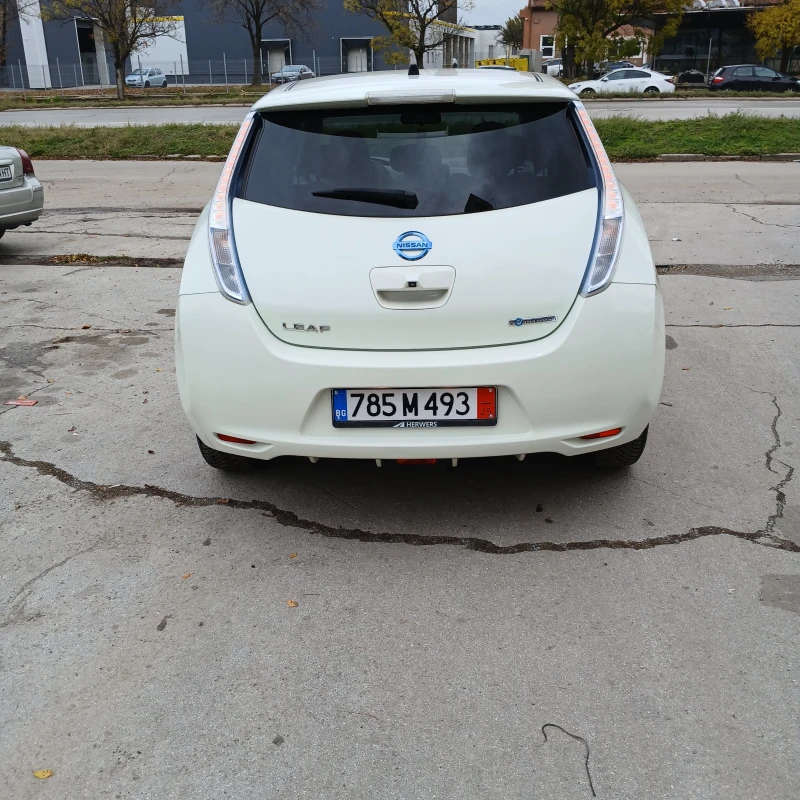 Nissan Leaf , снимка 4 - Автомобили и джипове - 52863504
