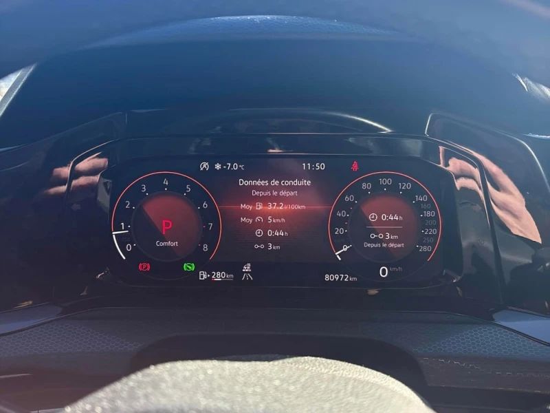 VW Golf GTI * CARFAX * БЕЗ ПЪРВОНАЧАЛНА ВНОСКА, снимка 8 - Автомобили и джипове - 53248326