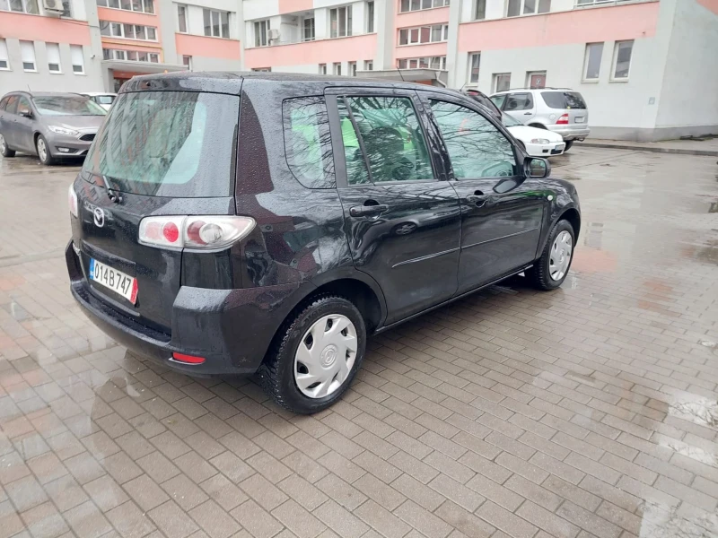 Mazda 2 1.3 102000км , снимка 7 - Автомобили и джипове - 53478502
