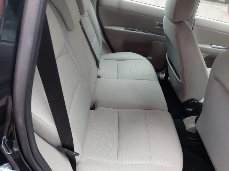 Mazda 2 1.3 102000км , снимка 11 - Автомобили и джипове - 53478502