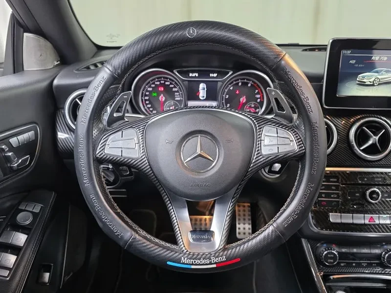 Mercedes-Benz CLA 250 4Matic, снимка 13 - Автомобили и джипове - 55111399
