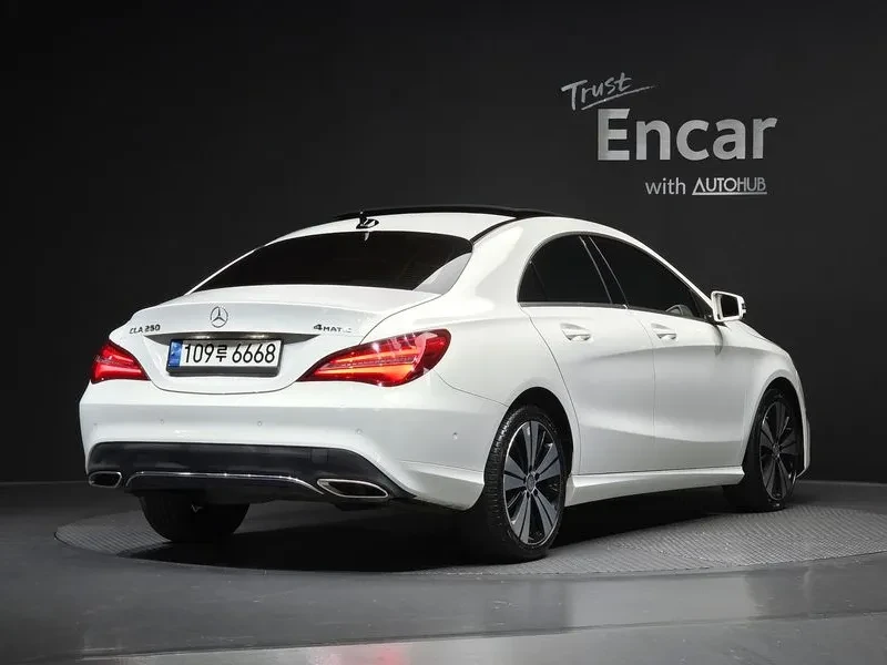 Mercedes-Benz CLA 250 4Matic, снимка 2 - Автомобили и джипове - 55111399